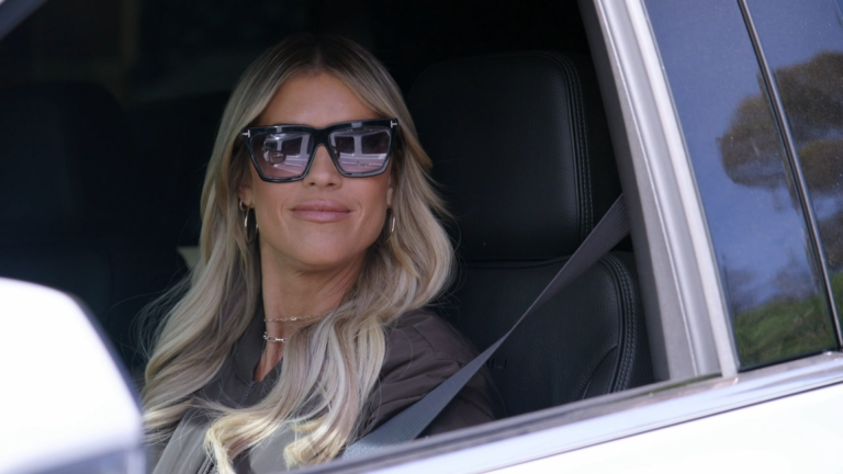 0227_theflipoff_01_christinahaack.png