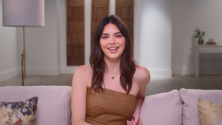 0526_kendalljenner_05.png