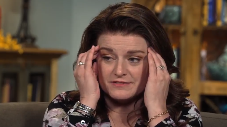 1205_sisterwives_04_robynbrown-Cropped.png