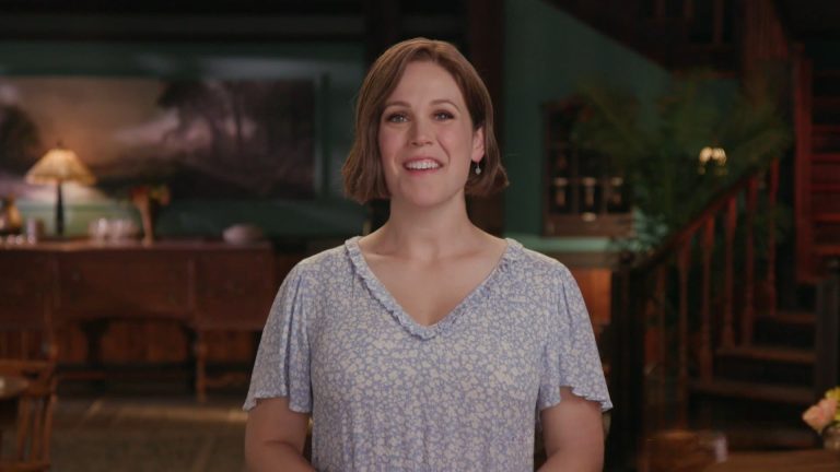 Erin-Krakow-on-WCTH.jpg