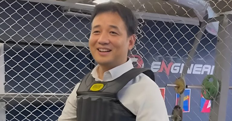 engineai-robot-t-800.jpg