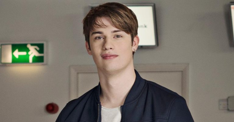 1226603_Nicholas-Galitzine.jpg