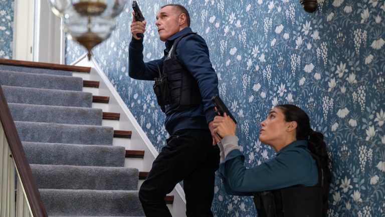 Chicago-PD-S13E08-Voight-and-Imani-wide-shot.jpg