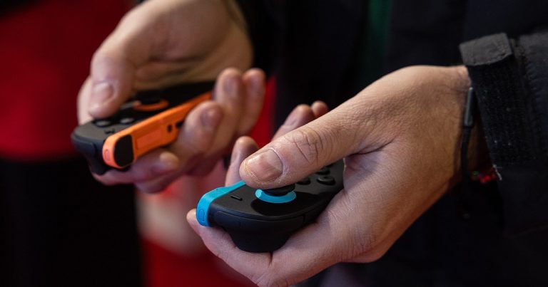 Joycon.jpg