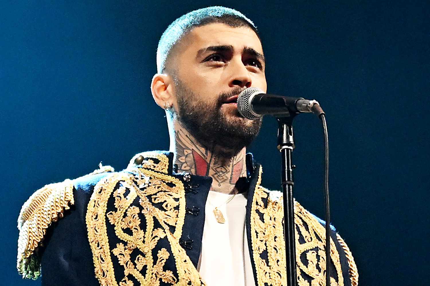 ZAYN-performs-the-first-night-of-his-residency-at-Dolby-Live-012126-tout-2-10b14095733042efb0b5306d9efaee78.jpg