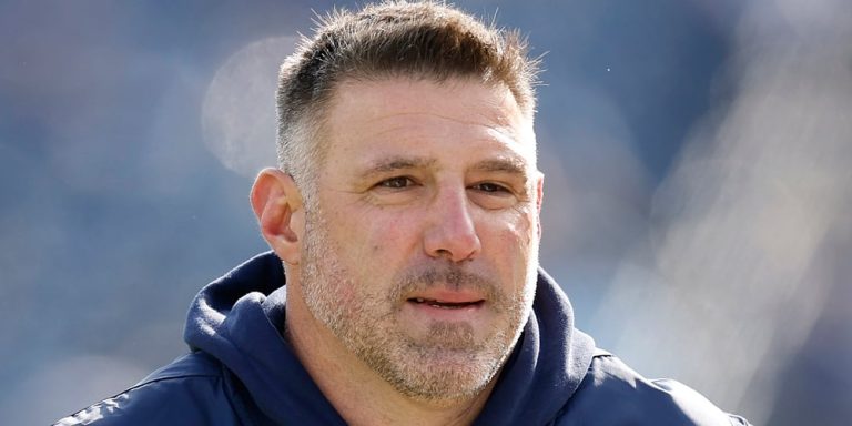 mike-vrabel-cut-off-social.jpg