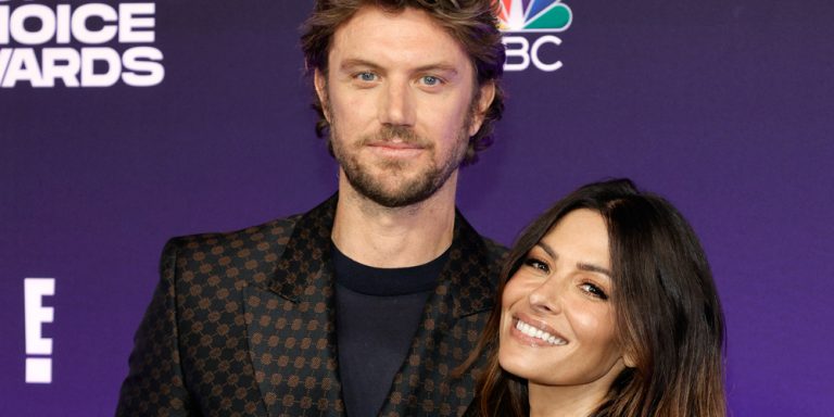 sarah-shahi-adam-demos-split-why1.jpg