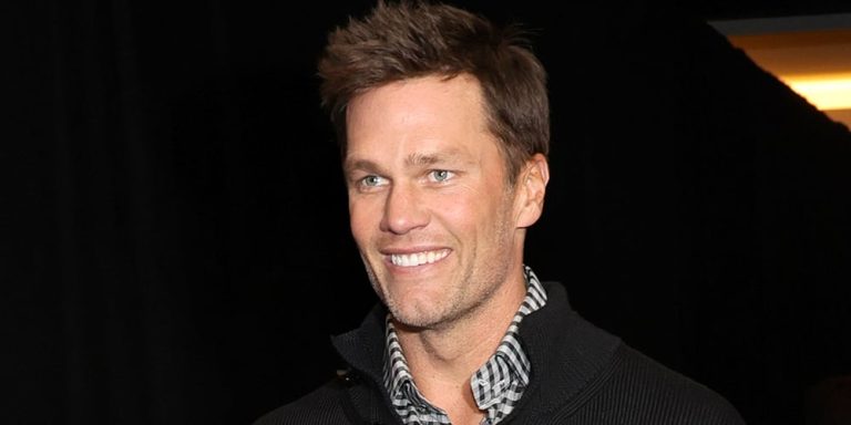 tom-brady-patriots-support-social.jpg